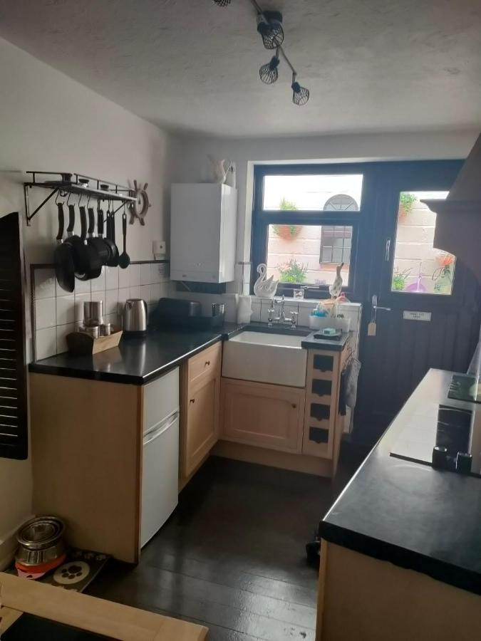 Fishermen'S Cottage With Log Burner, 2 Bathrooms & Sea Views From Garden Terraces The Mumbles Exterior foto